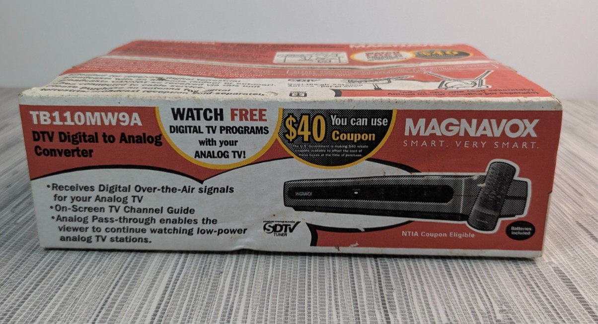 Magnavox TB110MW9A DTV Digital to Analog Converter Box SDTV Tuner New In Box