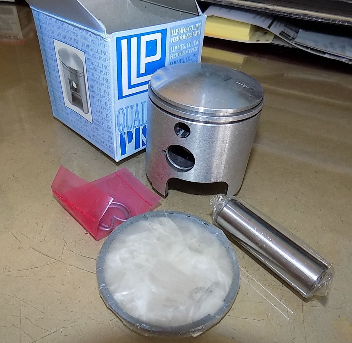 1975 1977 1978 Ski-doo TNT 440 Fan Cooled/1977 Olympic Left Side Piston KIT_Std