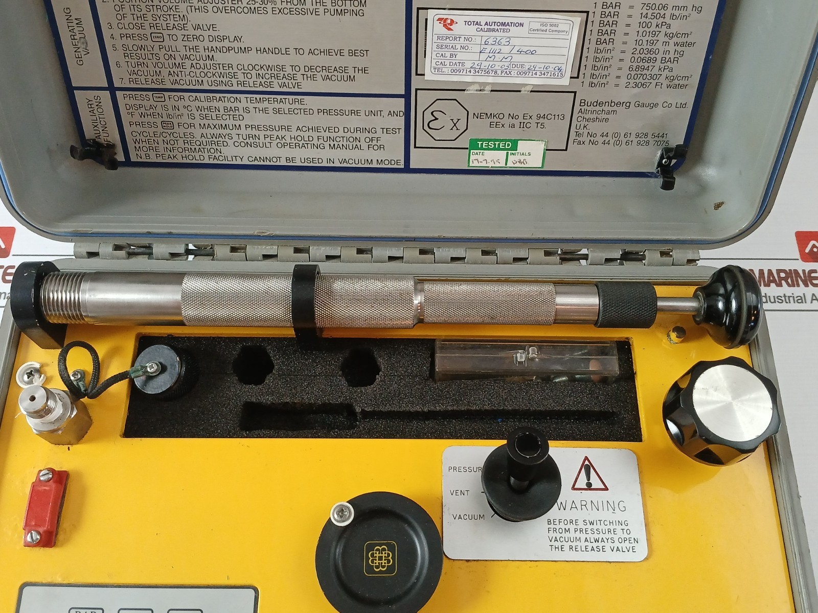 BUDENBERG E400 Digital Pneumatic Pressure Calibrator Kit 100 KPA (Incomplete)