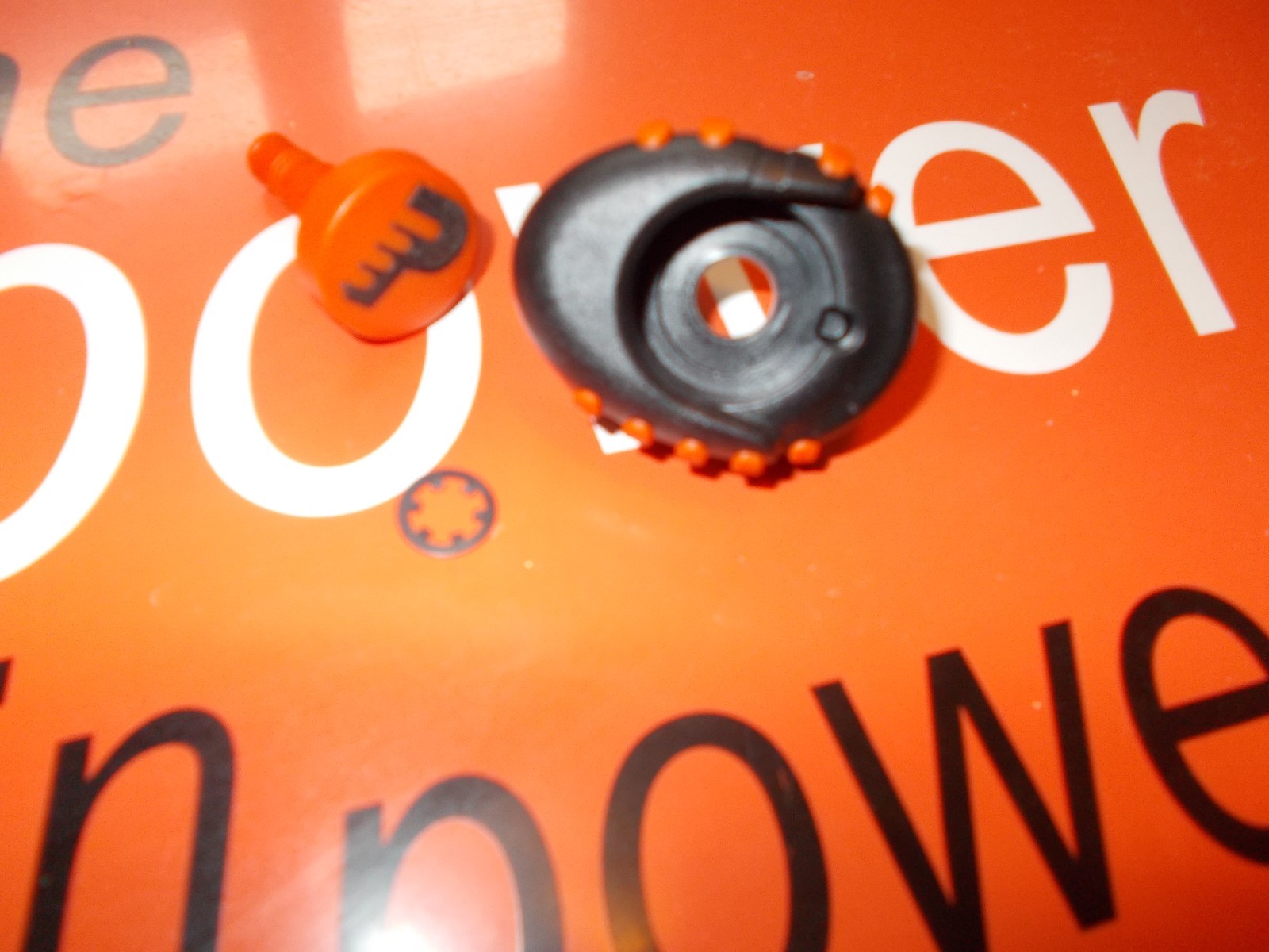 Paslode Part # 902204  FOLLOWER + 902205  FOLLOWER BUTTON + 901202