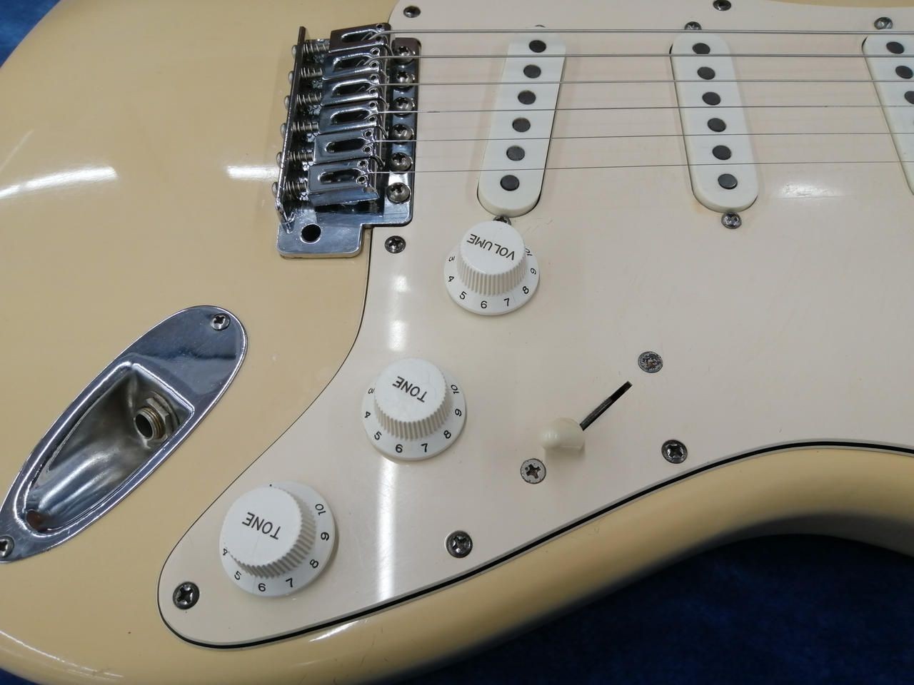 Fernandes Stratocaster Type BUNNY CUSTOM FST SERIES Used