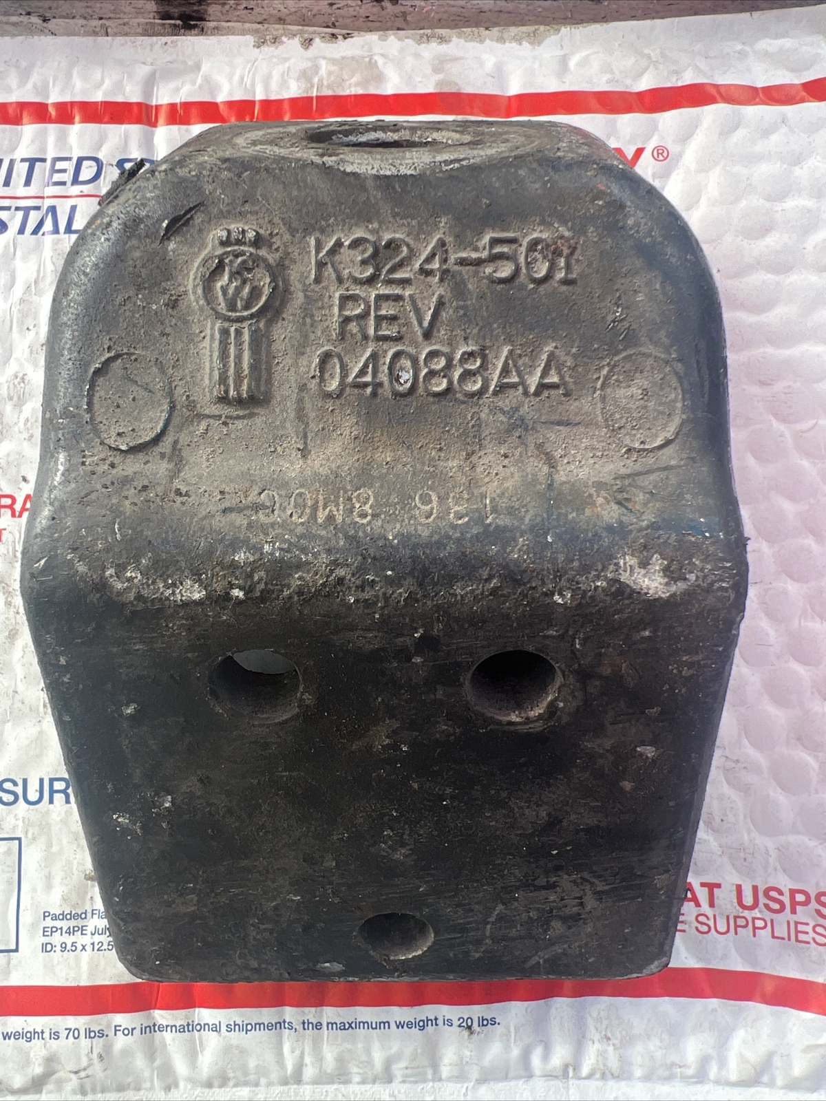 Kenworth  Rear Shock Bracket - P/n K324-501