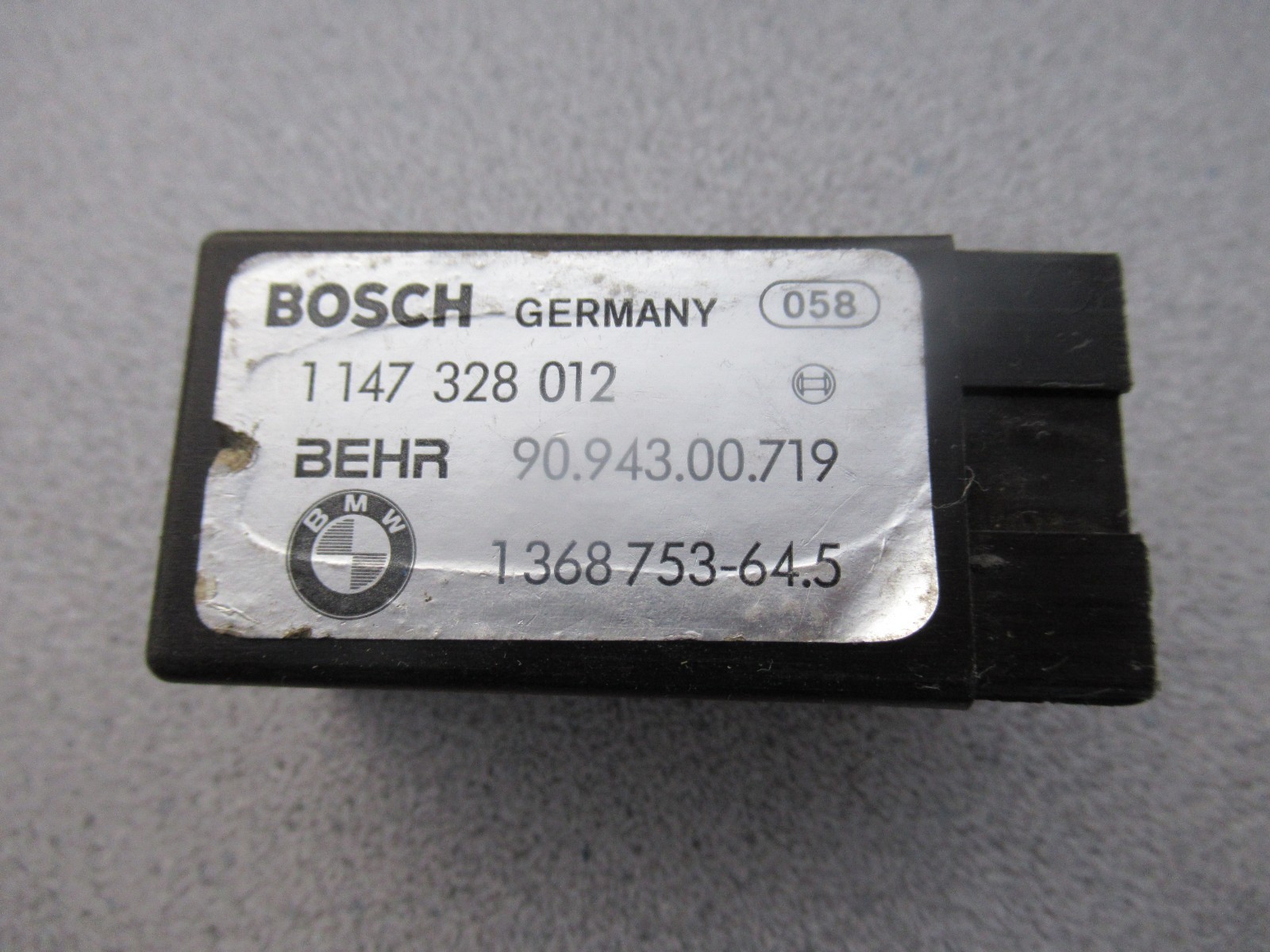 BMW   CMU Control Module Unit   BOSCH 1 147 328 012   C#E301