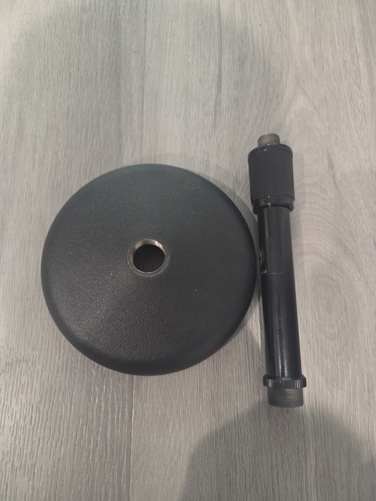 Atlas Sound Tabletop Microphone Stand Round Base Height-Adjustable DS7E