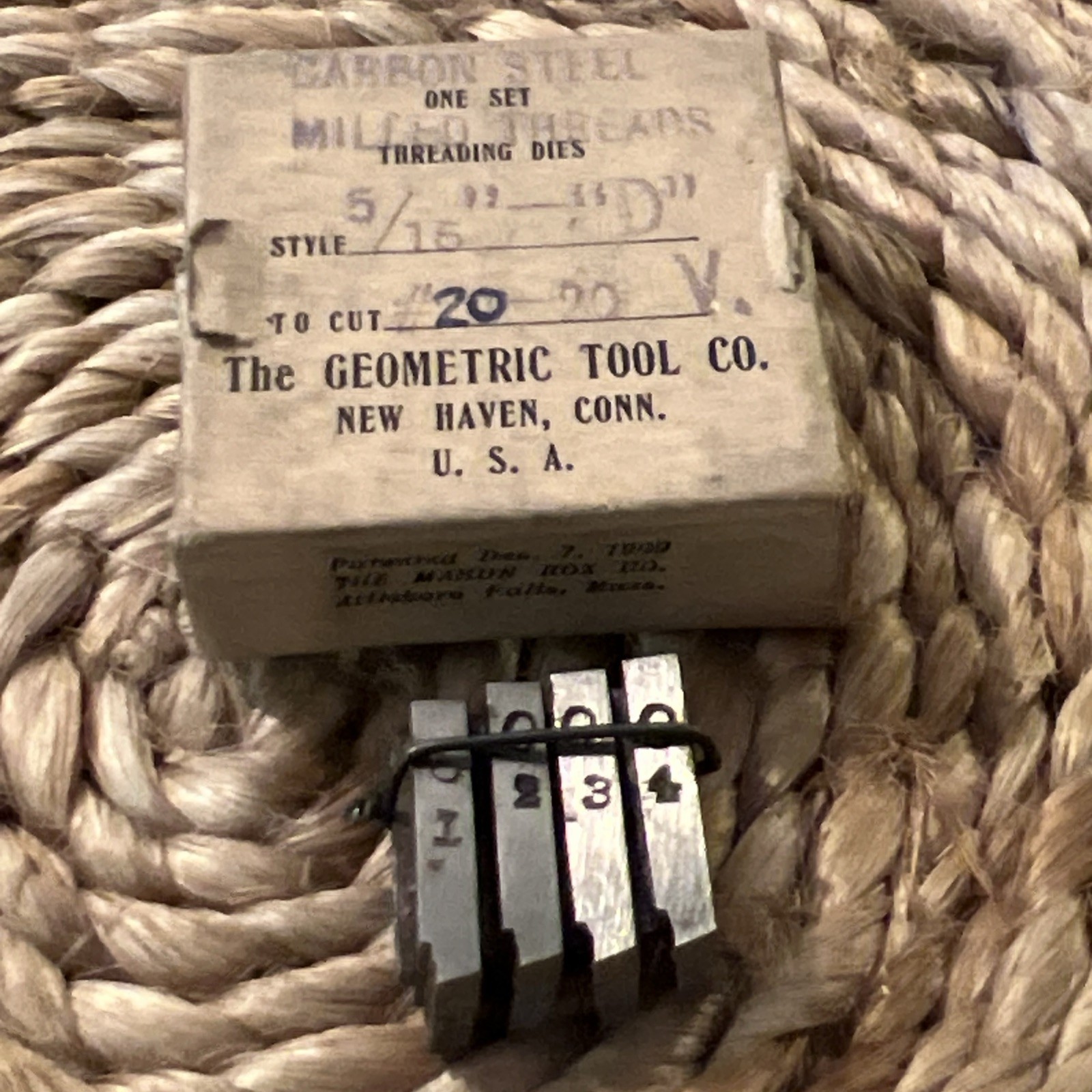 NOS Geometric 5/16” D Chasers #20-20 Thread  (1-C2)