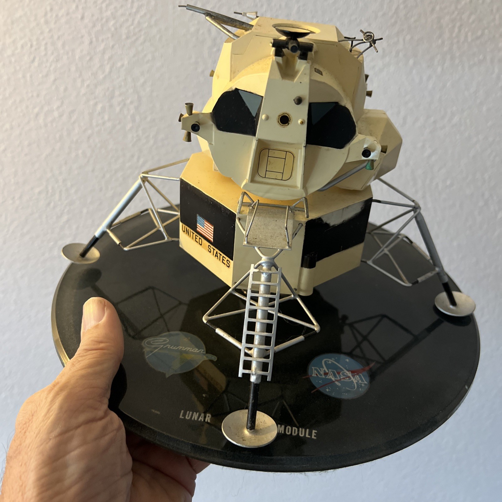 Apollo 11 Lunar Module Grumman Contractors Model Nasa Space memorabilia