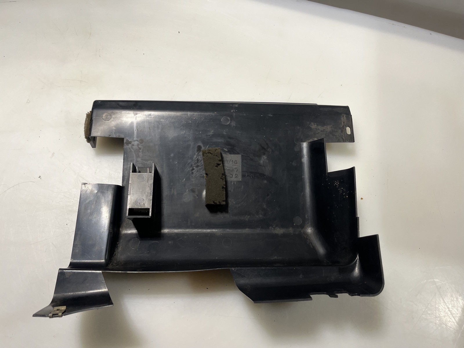 BMW E30  Glove Box Cover / Upper Trim – OEM Part 51161911985 - R2S6B3