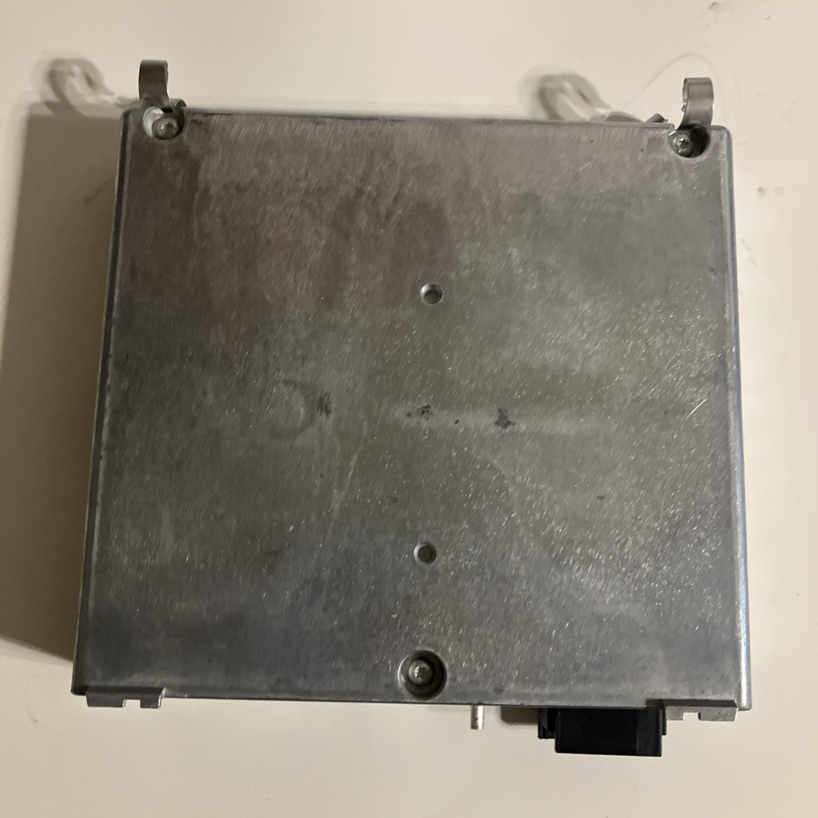 FREIGHTLINER CASCADIA Bosch Cab Control Module CECU | P/N A0004460875