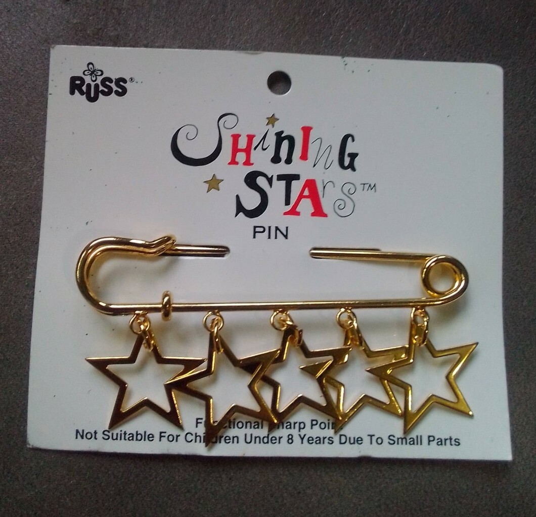 Russ Shining Stars Goldtone Metal Pin
