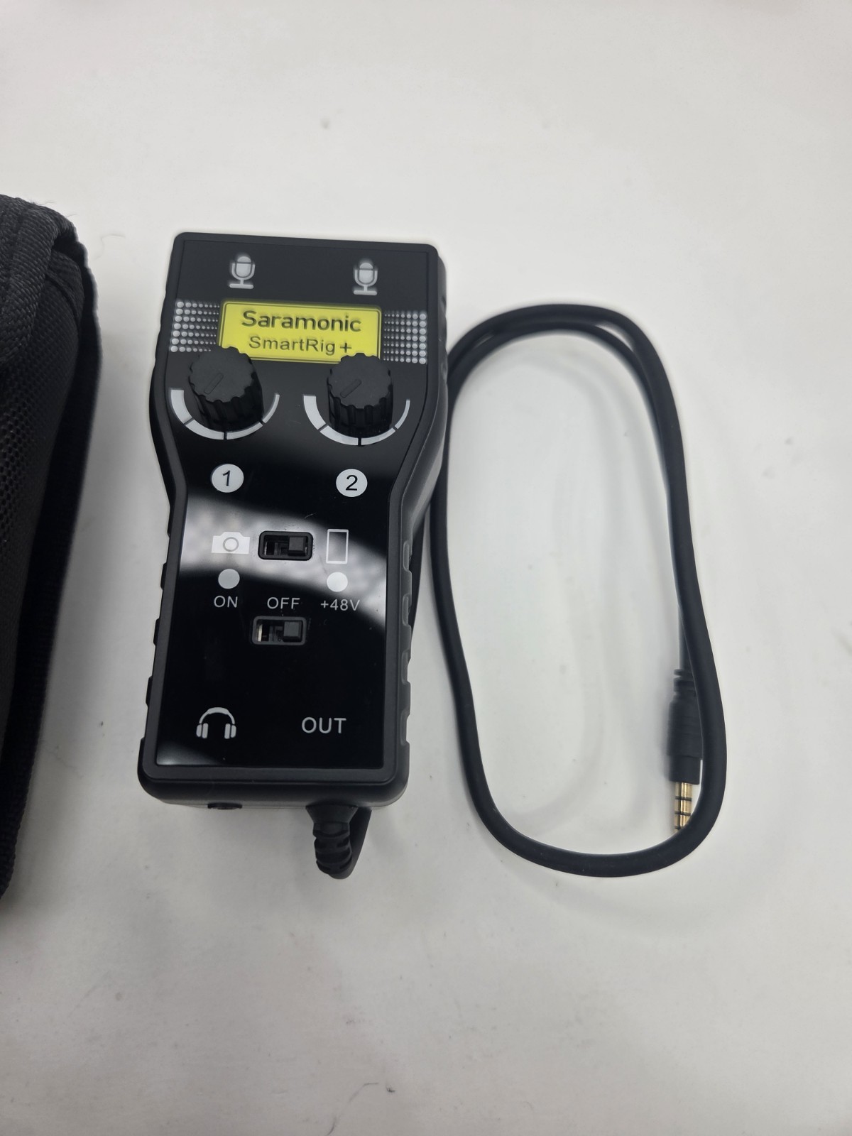 Saramonic SMARTRIG+ 2-CH AUDIO INTERFACE W/ XLR, 1/4" 1/8” INPUTS CAMERA PHONES