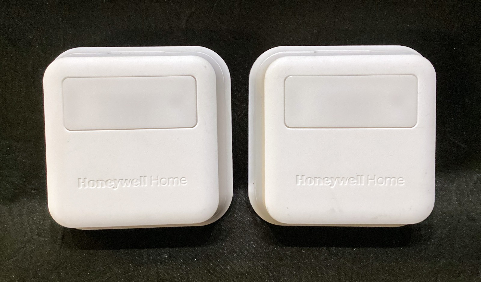 2x Honeywell Home RCHTSENSOR Smart Room Sensor C7189R3002