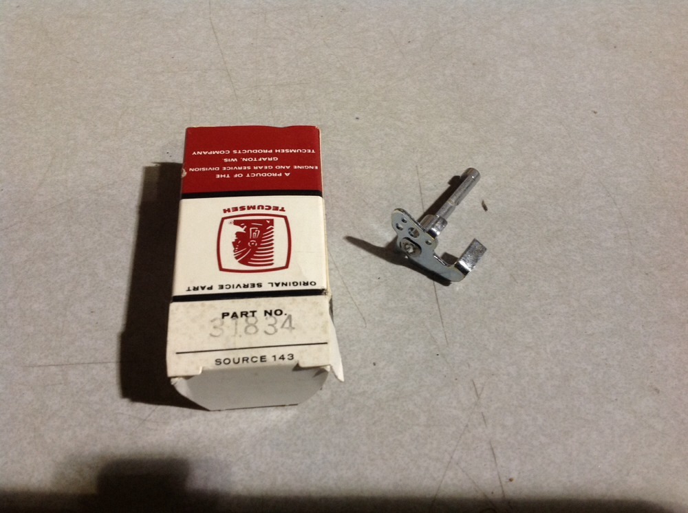 (1) TECUMSEH CARB THROTTLE SHAFT Part # 31834