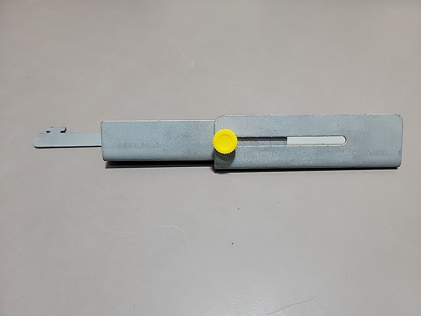 Seaga Combo Vending Machine Shim Adjustable Universal Part # SA1797