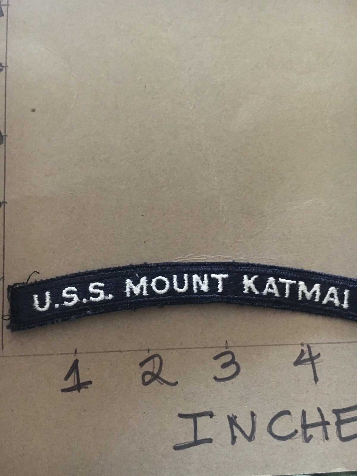 US NAVY SHOULDER STRIP TAB *** rocker *** Patch USS Mount Katmai