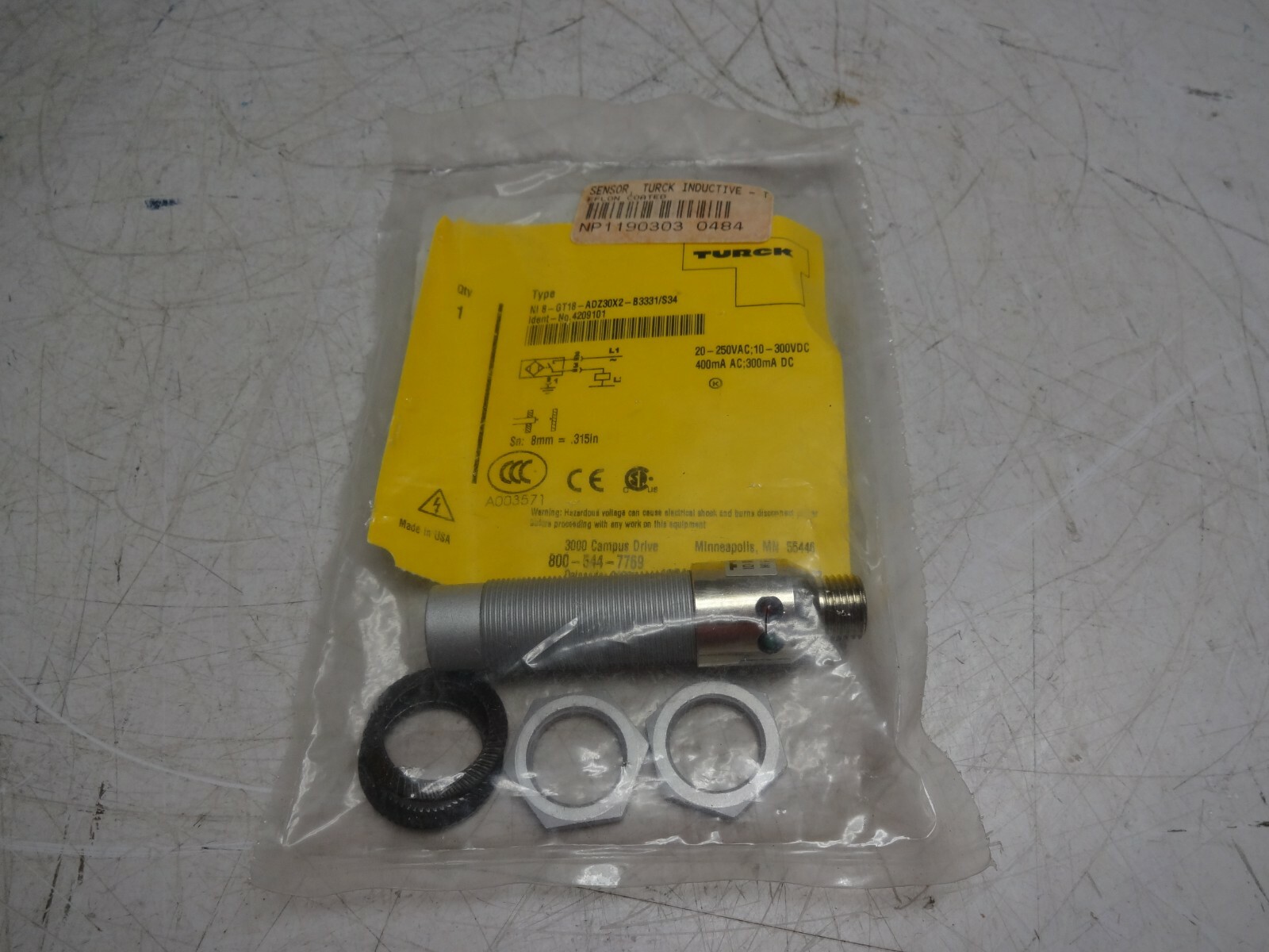 Turck NI8-GT18-ADZ30X2-B3331/S34  NI8GT18ADZ30X2B3331S34 4209101 New