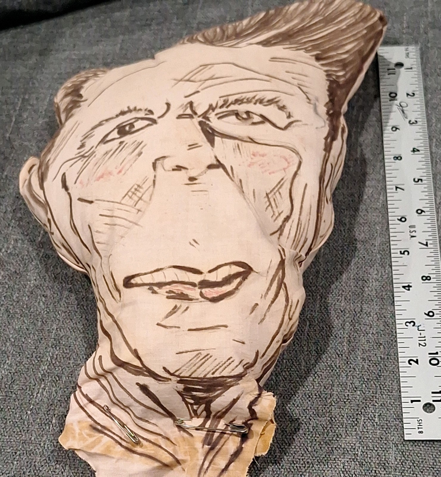 President Ronald Reagan Handrawn Pillow signed Claire Leary 1980 caricature