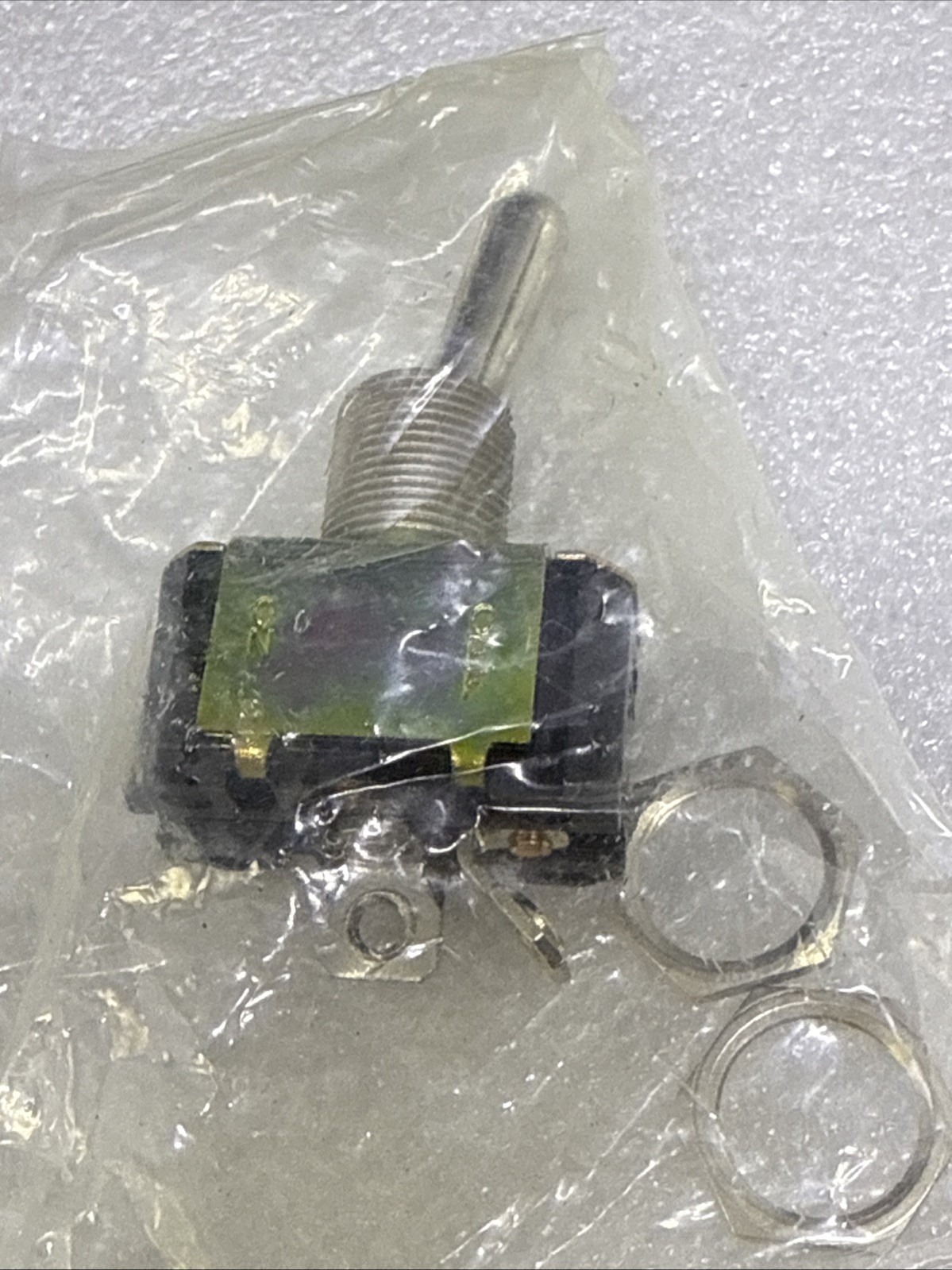 ST42A On Off Toggle Switch