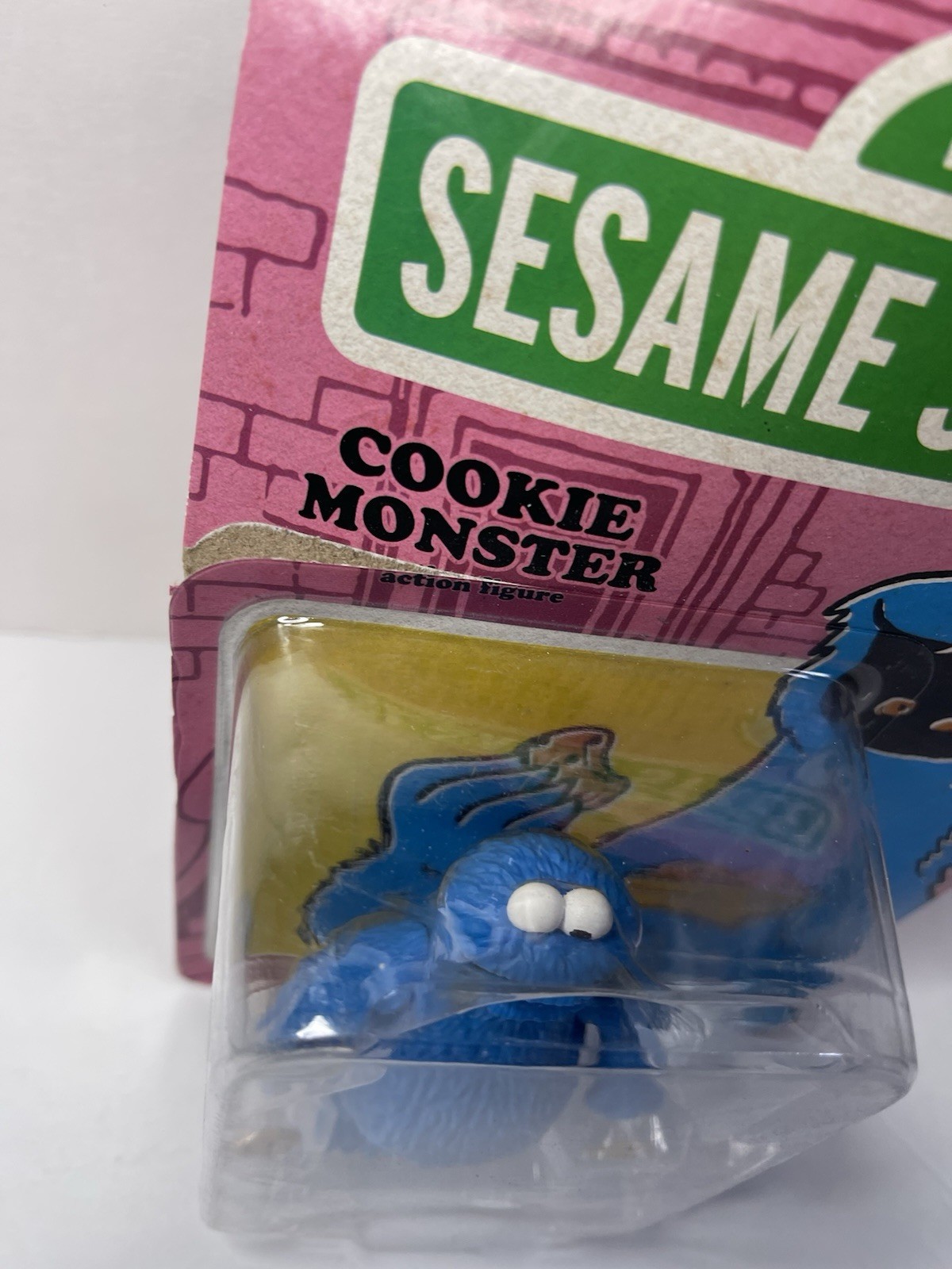 Super7 Sesame Street COOKIE MONSTER w/ COOKIES 3.75-Inch ReAction Damage box!