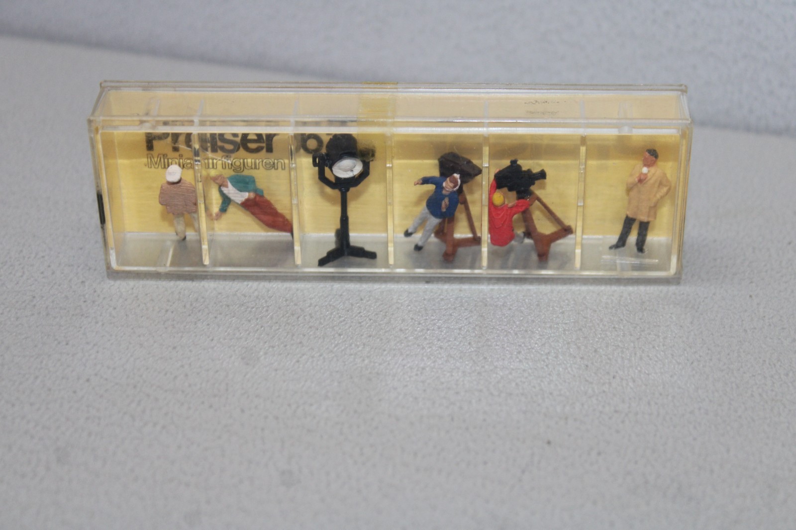 Price No. 62 Figures At The Film Location Scale H0 OVP