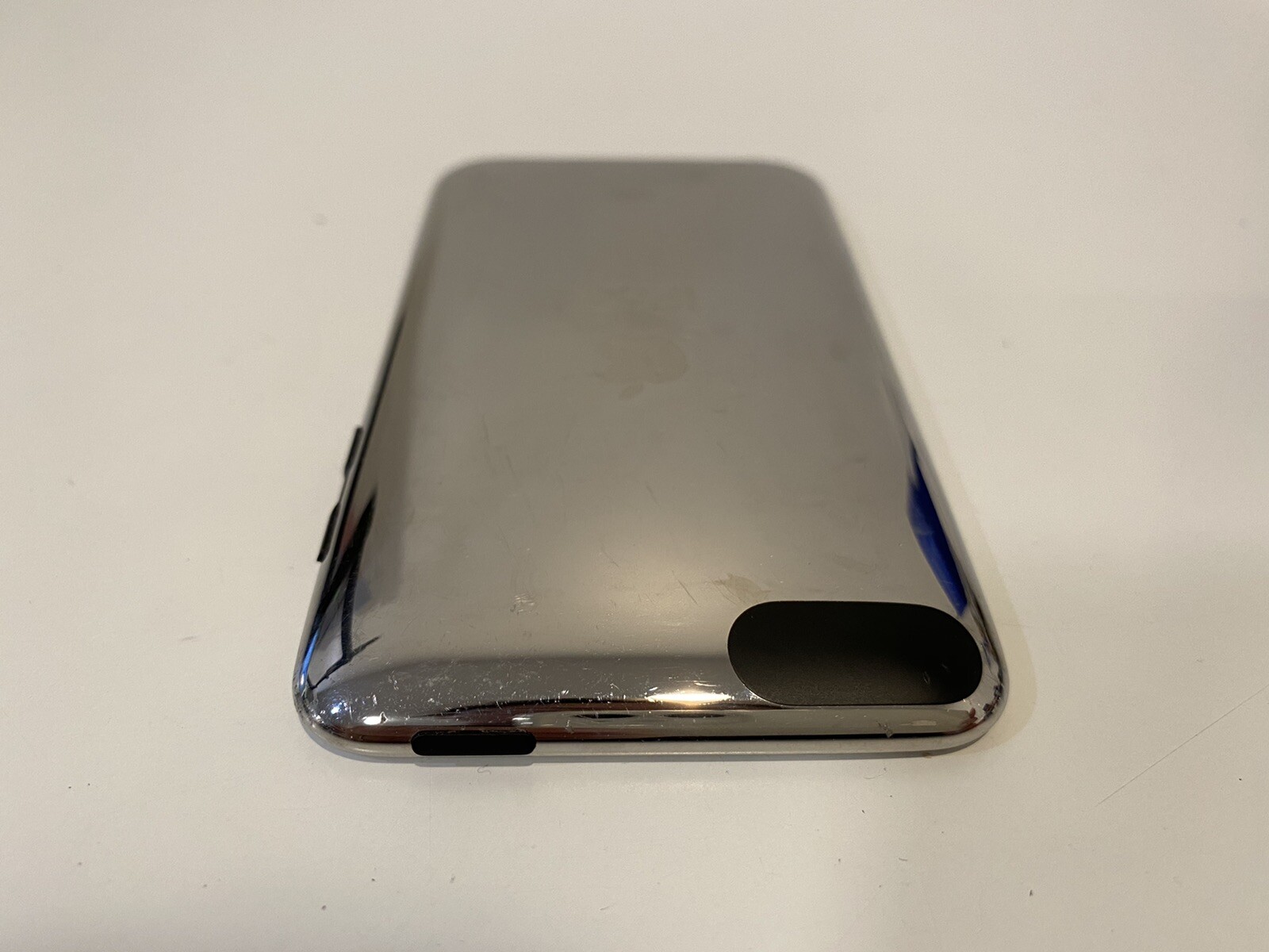 Apple iPod touch 3rd Generation Black (64 GB) Good Condition