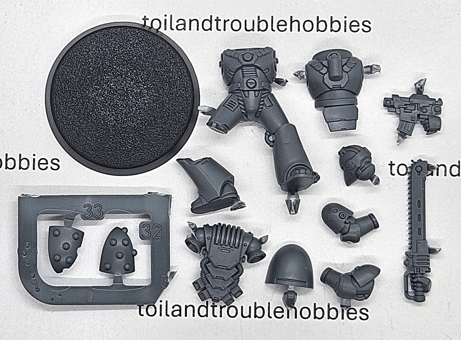 Horus Heresy Warhammer 40k Mk VI Space Marine with Chainsword Single Figure