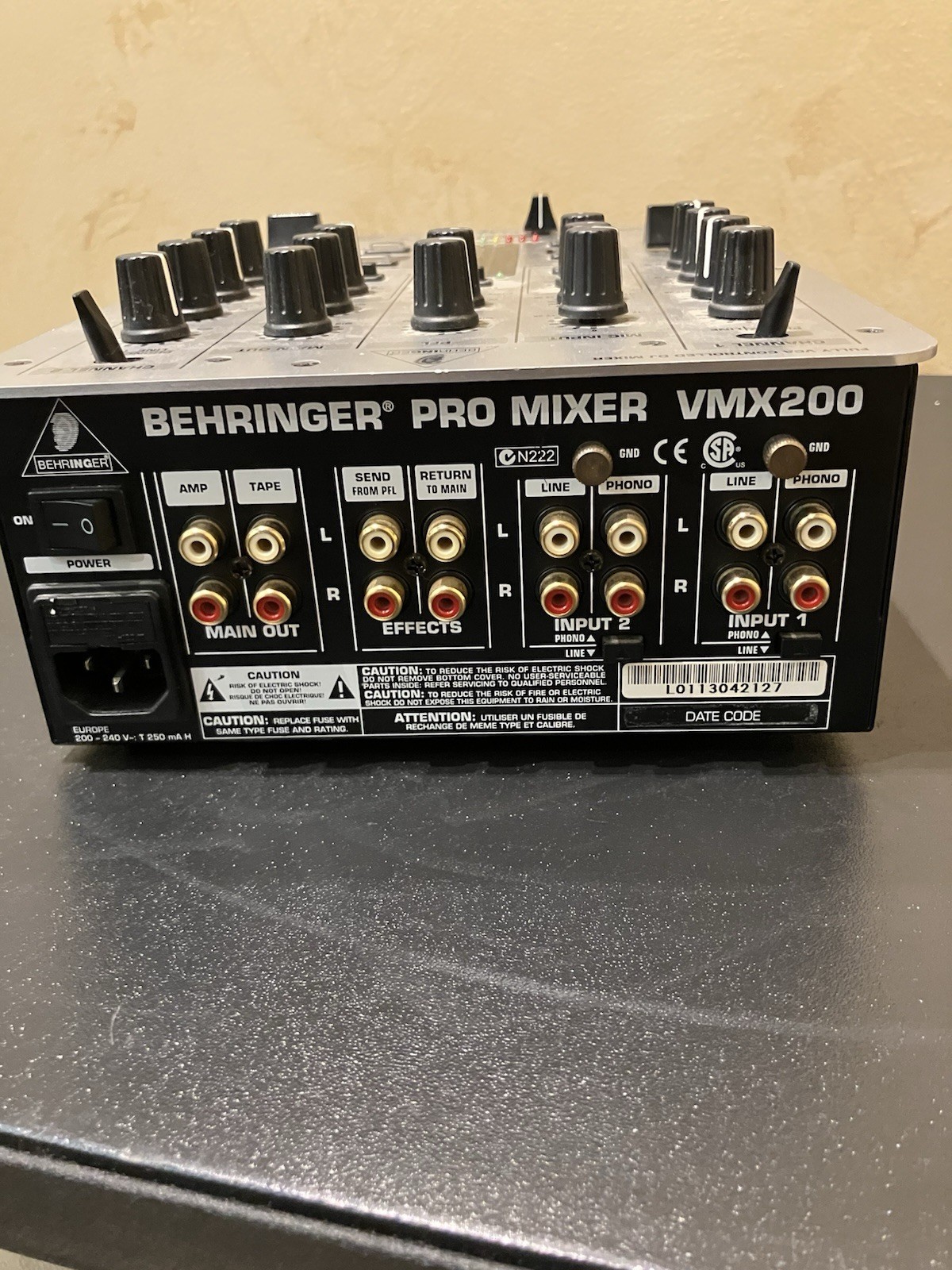 Behringer VMX 200 2 Channel DJ Pro Mixer Tested
