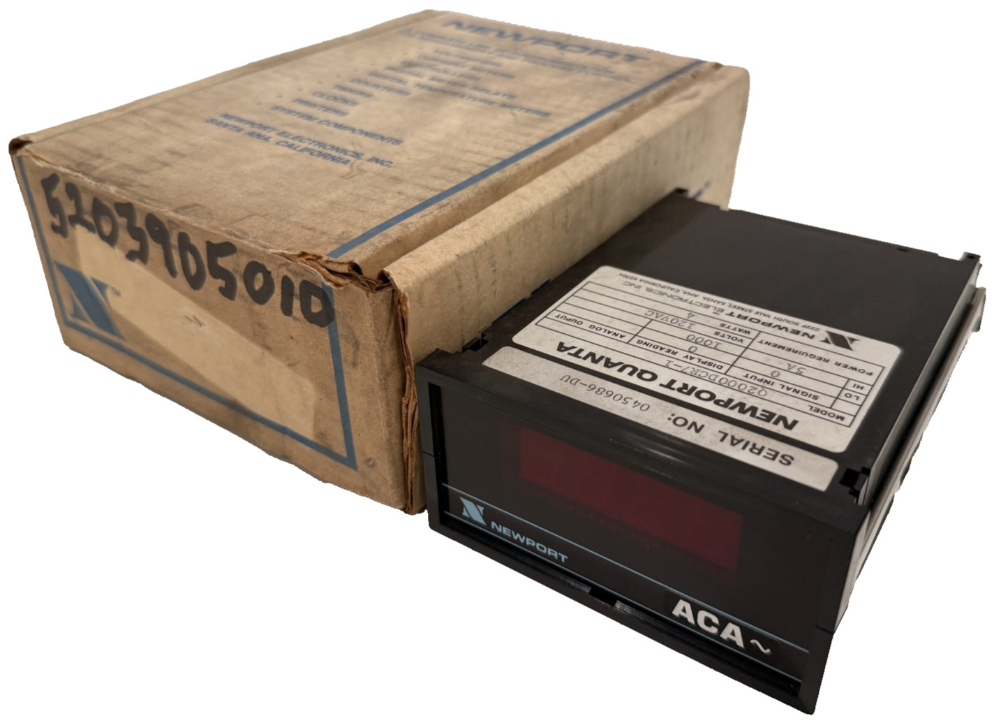 NEW NEWPORT QUANTA DIGITAL PANEL METER Q2000DCR7-1 120V Q2000DCR71