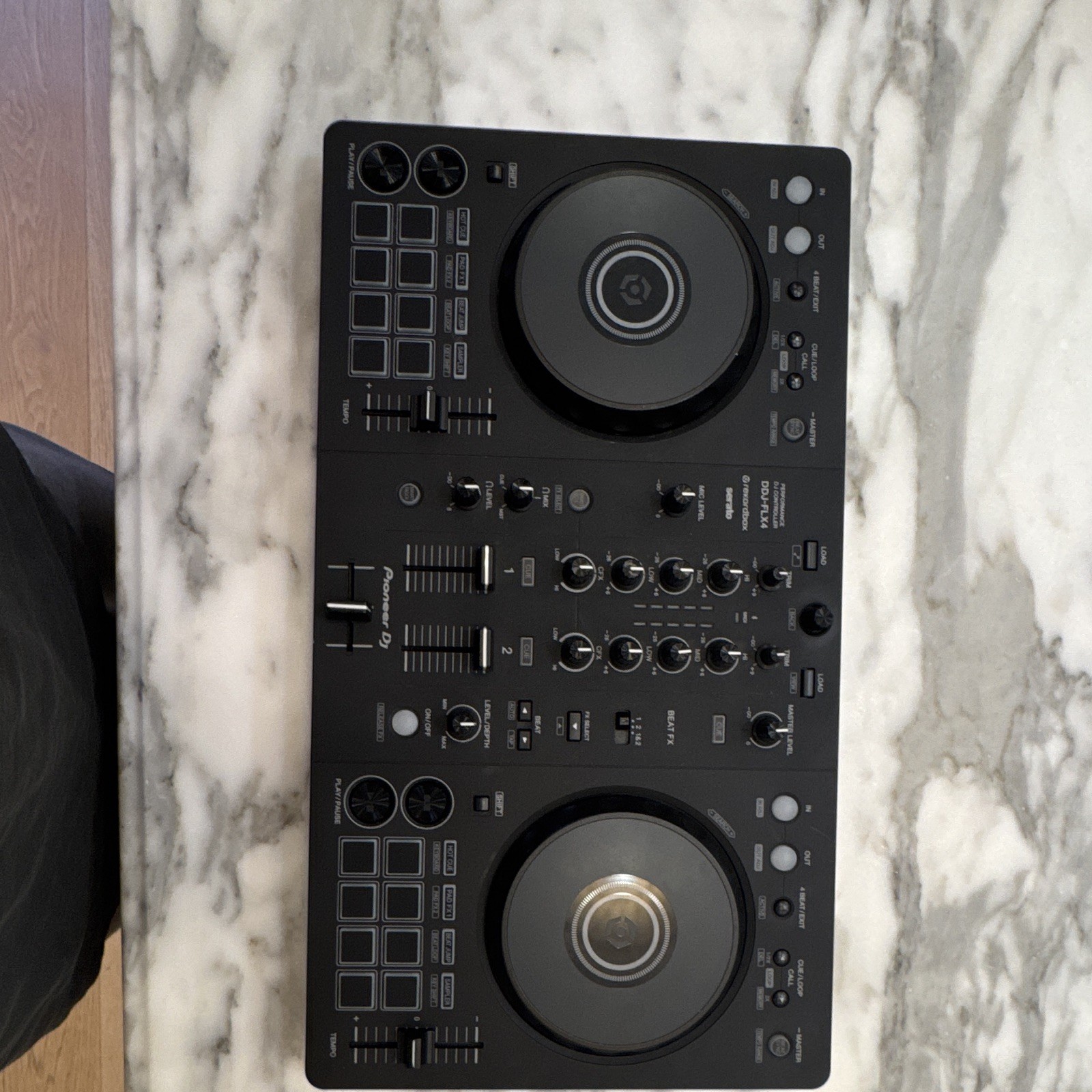 Pioneer DJ DDJ-FLX4 2-Deck 2-Channel Controller Built-in Mixer — BLACK