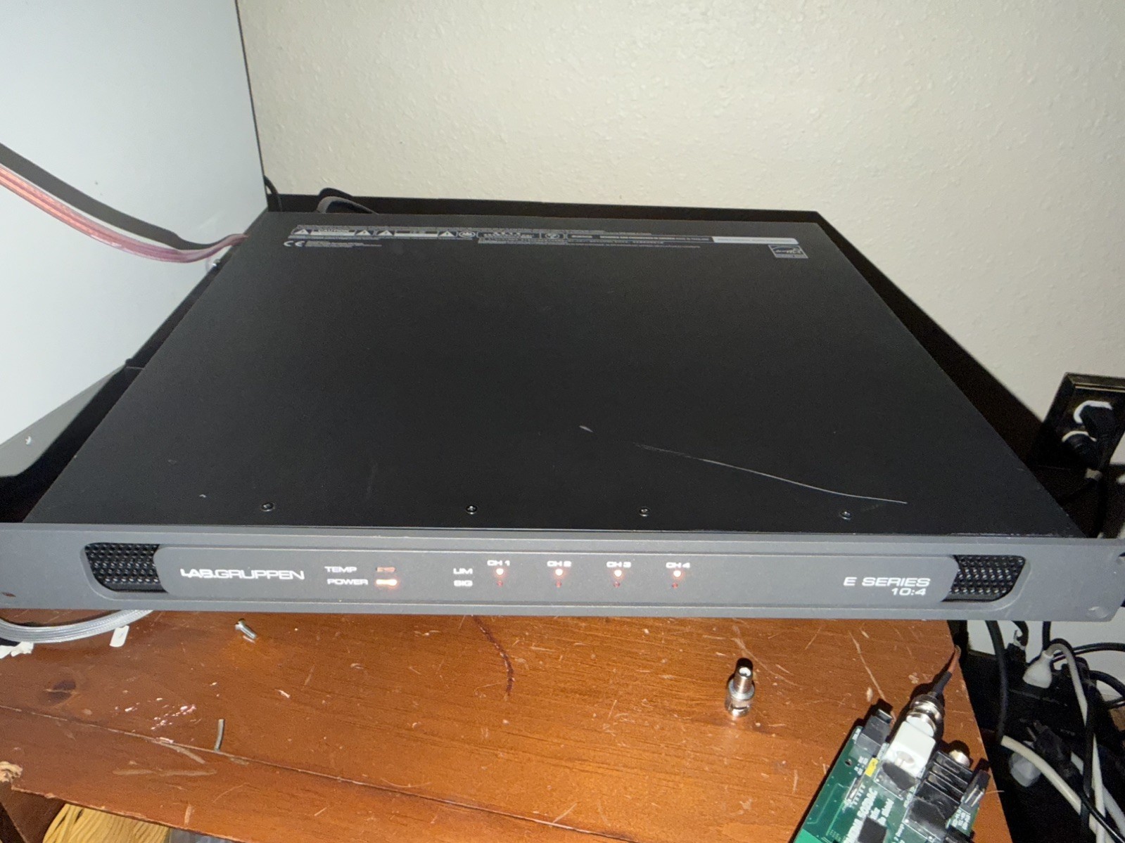 Lab Gruppen E Series 10:4 - needs repair