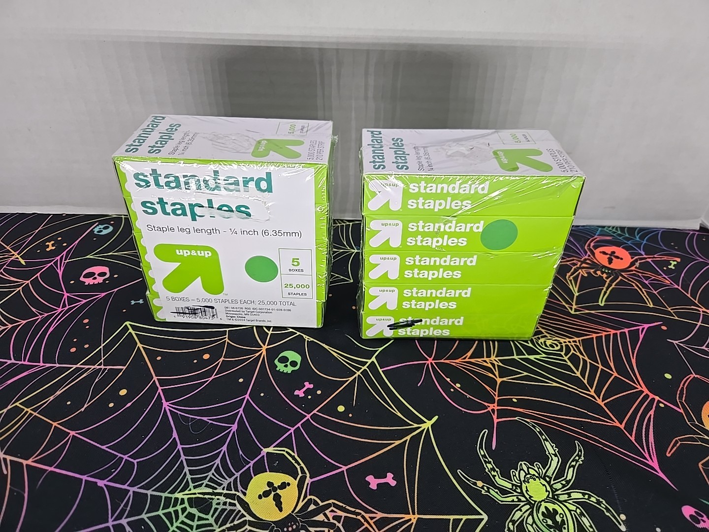 Up & Up Standard Staples, 1/4" Leg Length, 2 Packs of 25,000 NEW