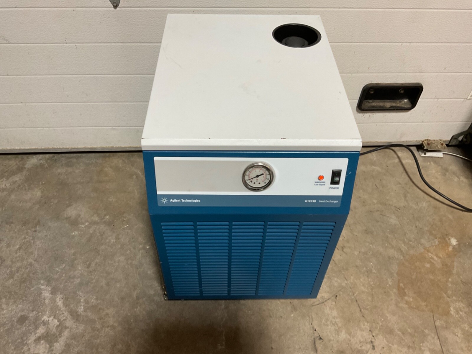 Agilent HP G1879B Heat Exchanger model 3370 powers on