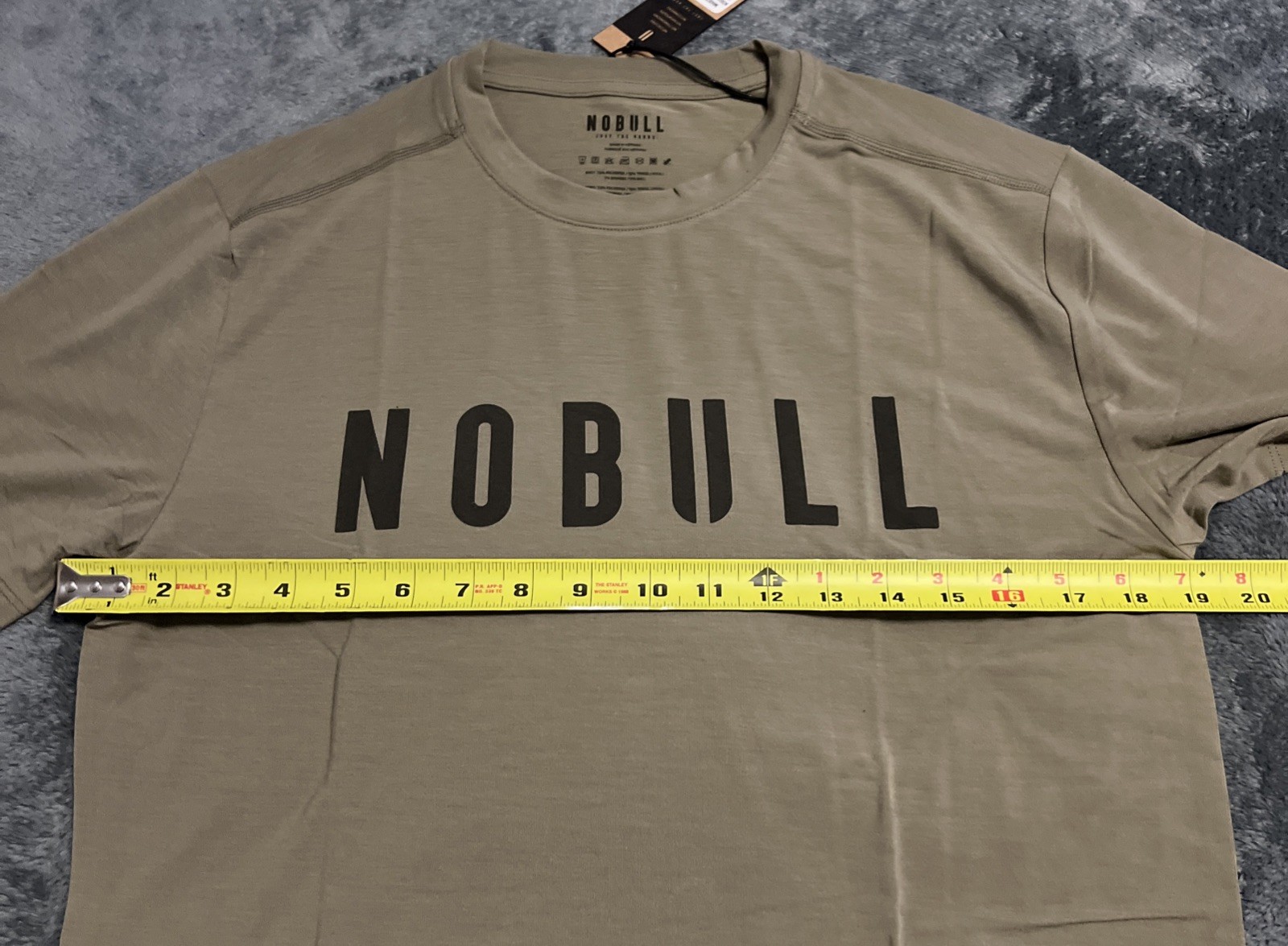 Medium Men's NOBULL V2 Slim Tee