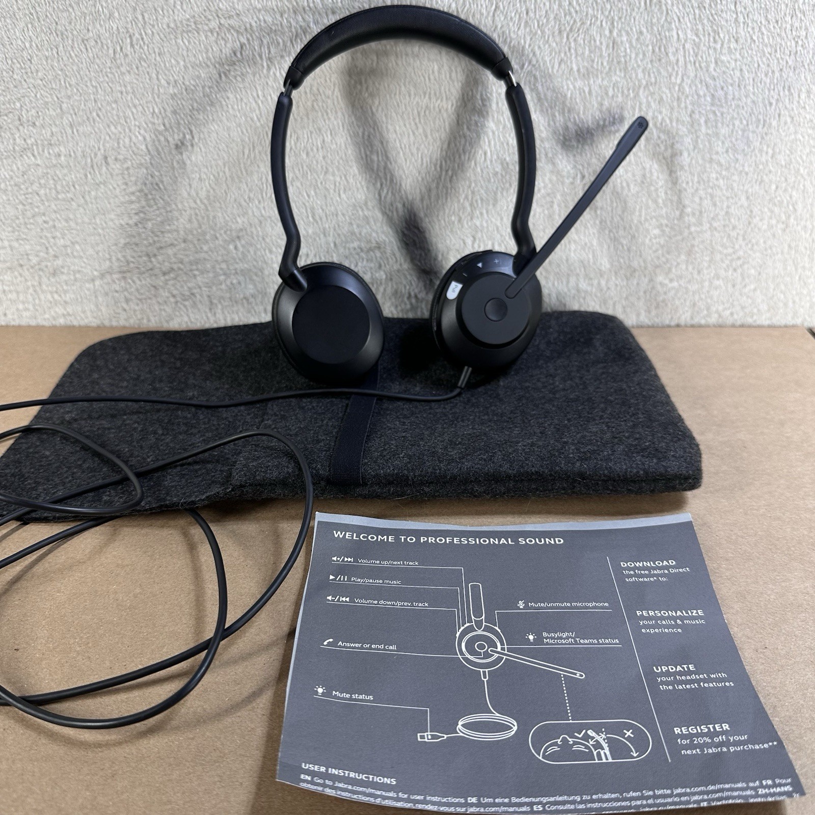 Jabra Evolve2 30 SE USB Wired Stereo Headset w/ Mic - Comes with Felt Case