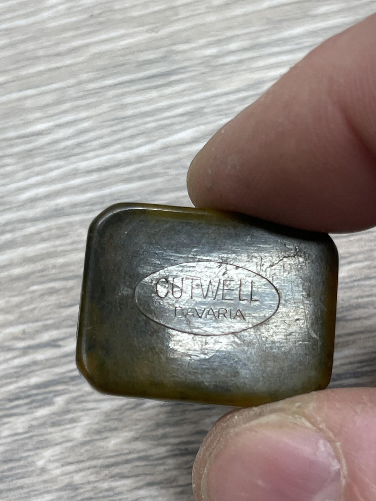 Vintage CUTWELL BAVARIA Tortoise Shell Design Bakelite Pocket Pencil Sharpener