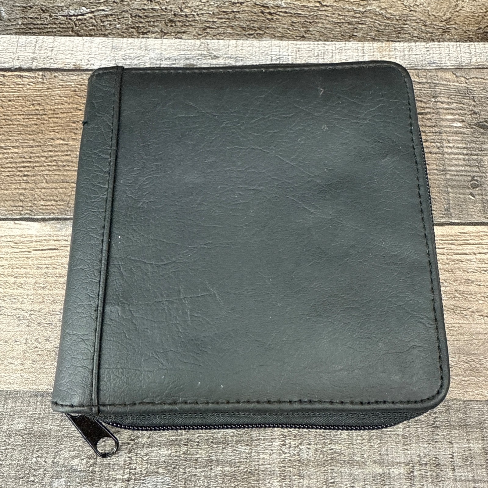 Leather Zippered Disc Holding Case Portfolio