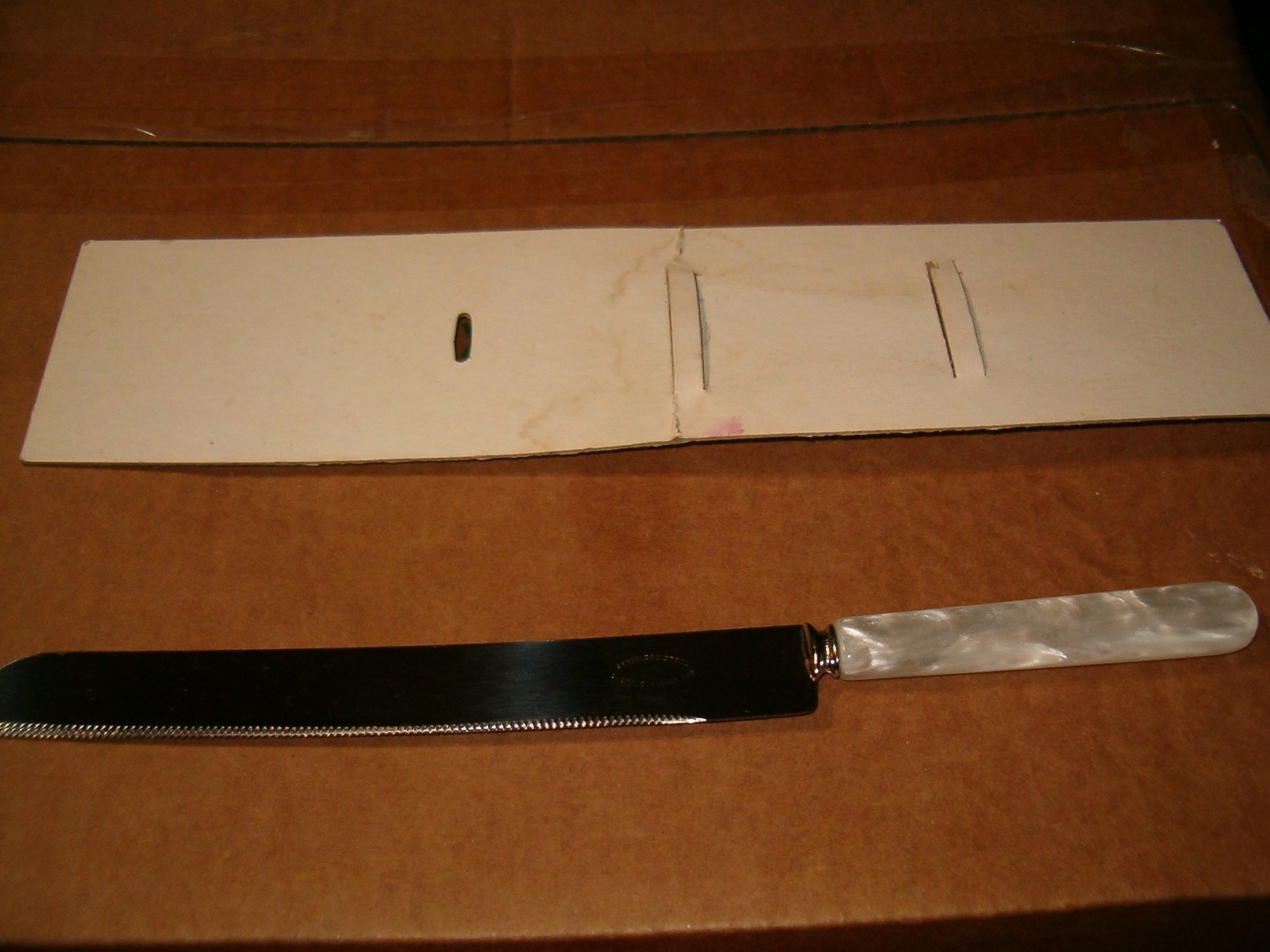 Sheffield England Mother of Pearl Handle St. Steel Serving Cake Knife About 12"