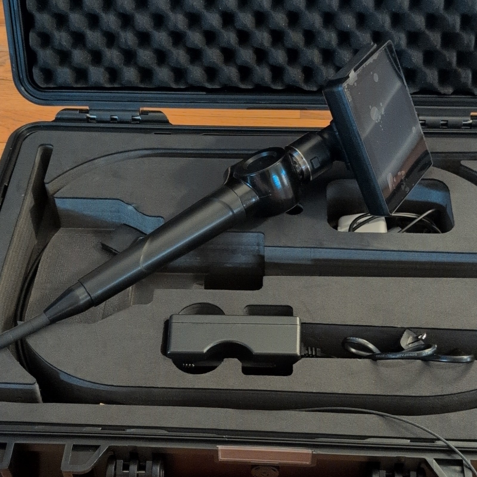 Vividia SV-2010S 2mm 1m Flexible Side-View 720p Video Borescope LCD