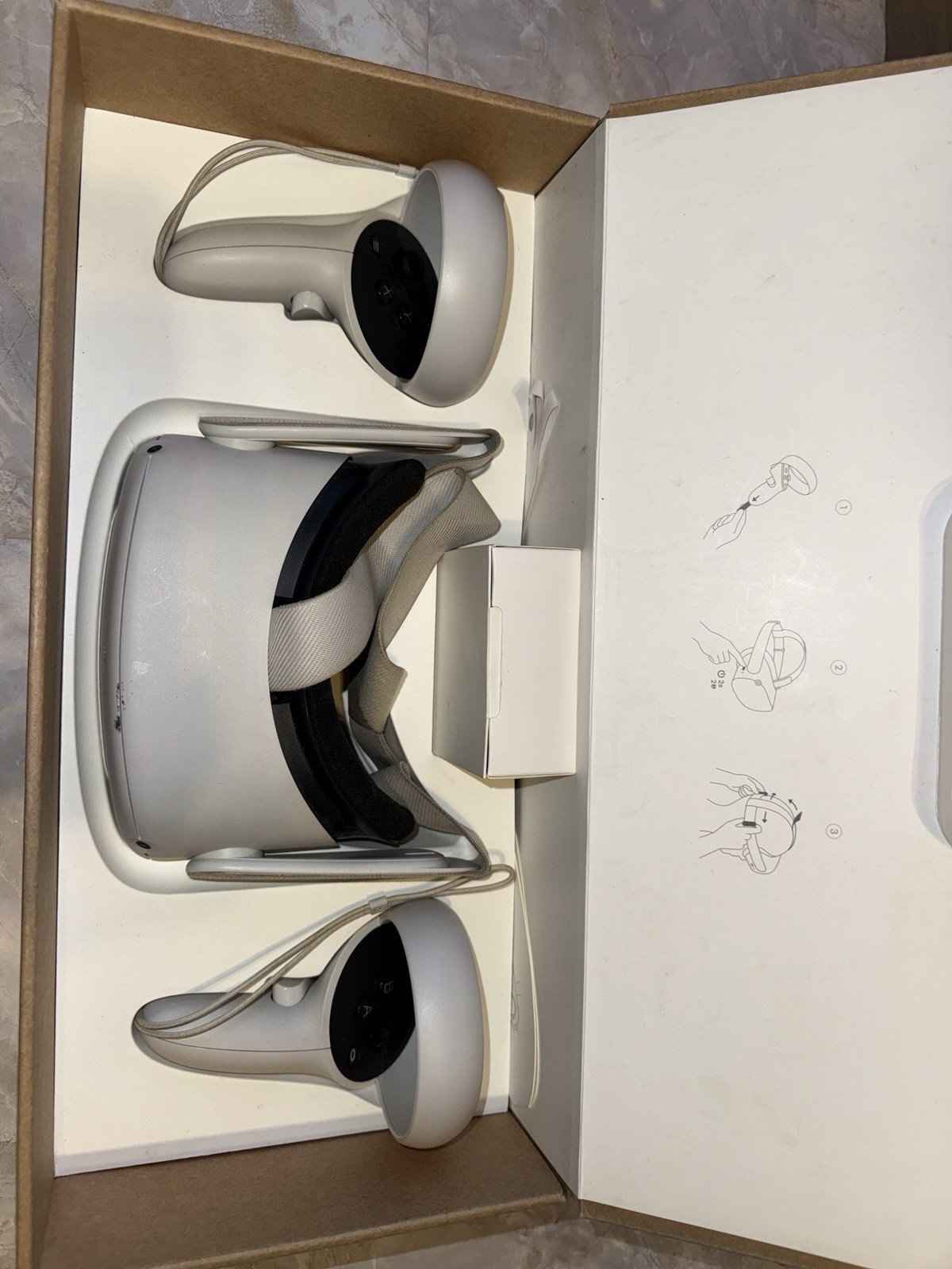 Oculus Quest 2 Meta 128GB VR Headset White with Controllers