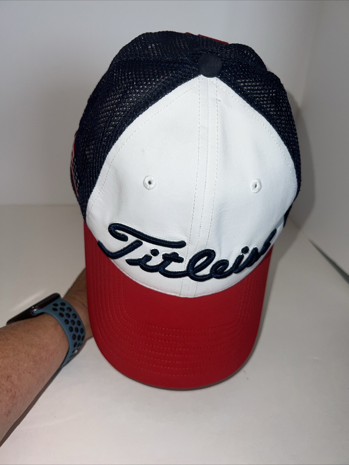 Titleist Script Pristine Red White Blue Hat Cap Hook Loop American Flag EUC
