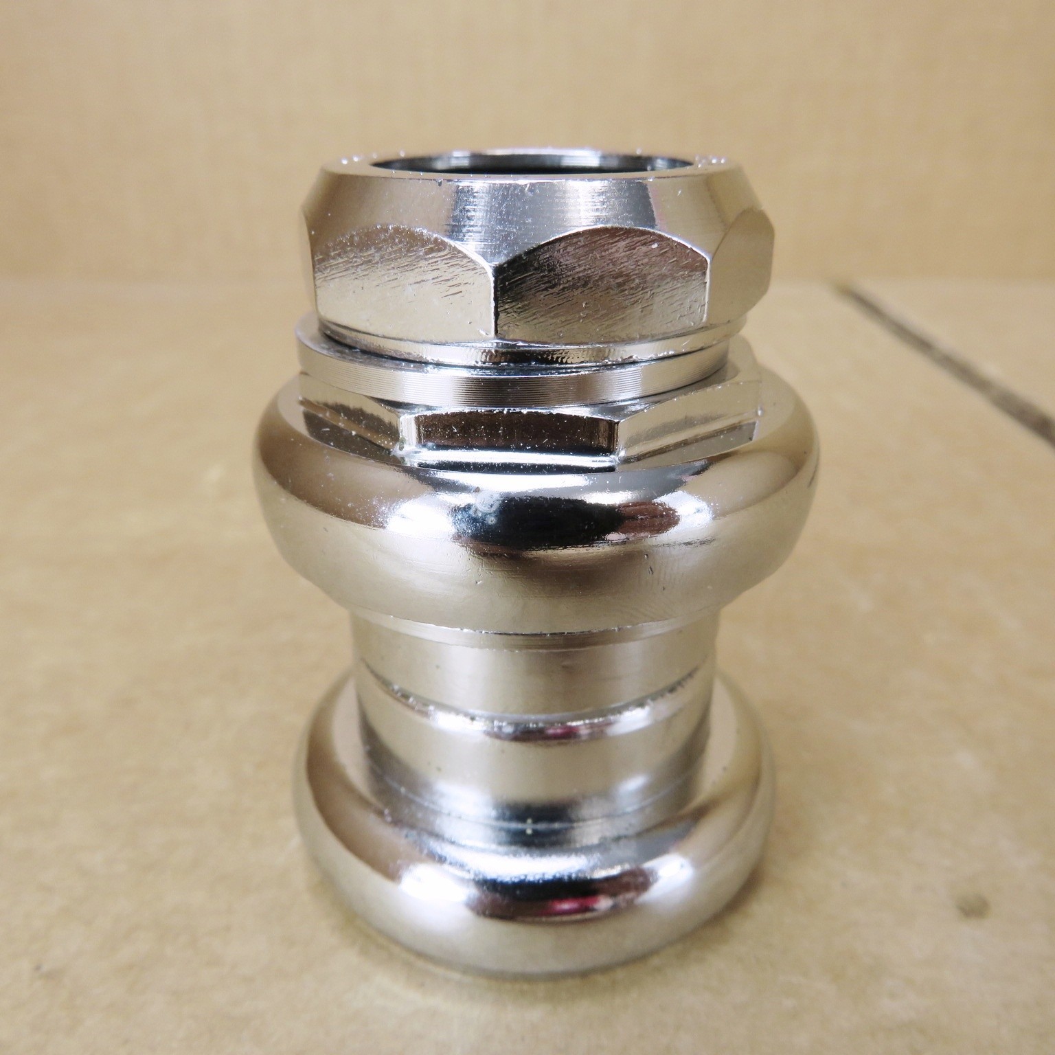 New-Old-Stock Hatta "Vesta" Chromoly Steel Threaded Headset...ISO Dimensions