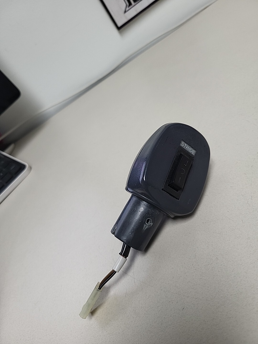 SportsArt E820 Elliptical Stride Length Handle Switch (121D)