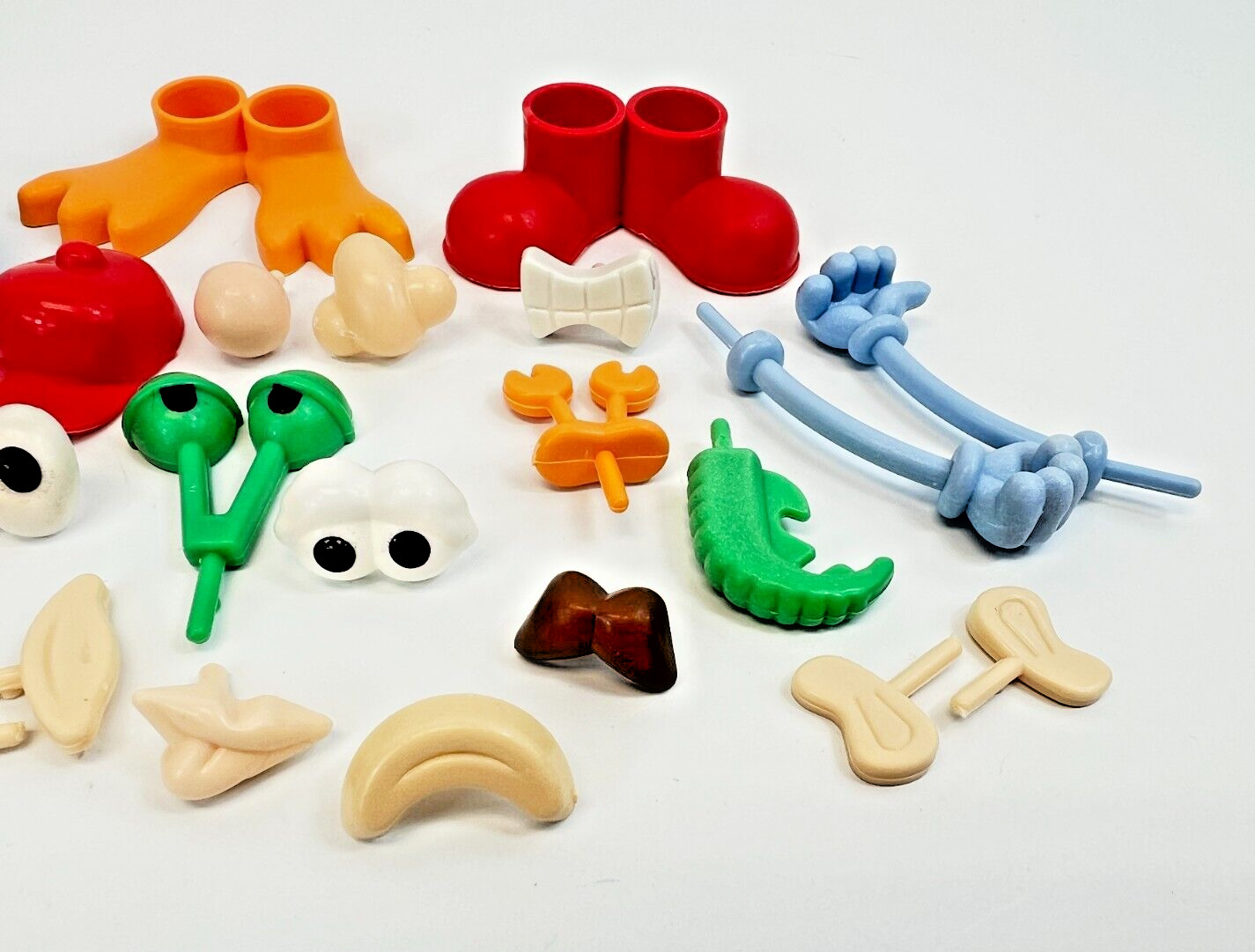 Colorations Build Me Creative Creature Dough Modeling Clay Accessories 26 Pieces