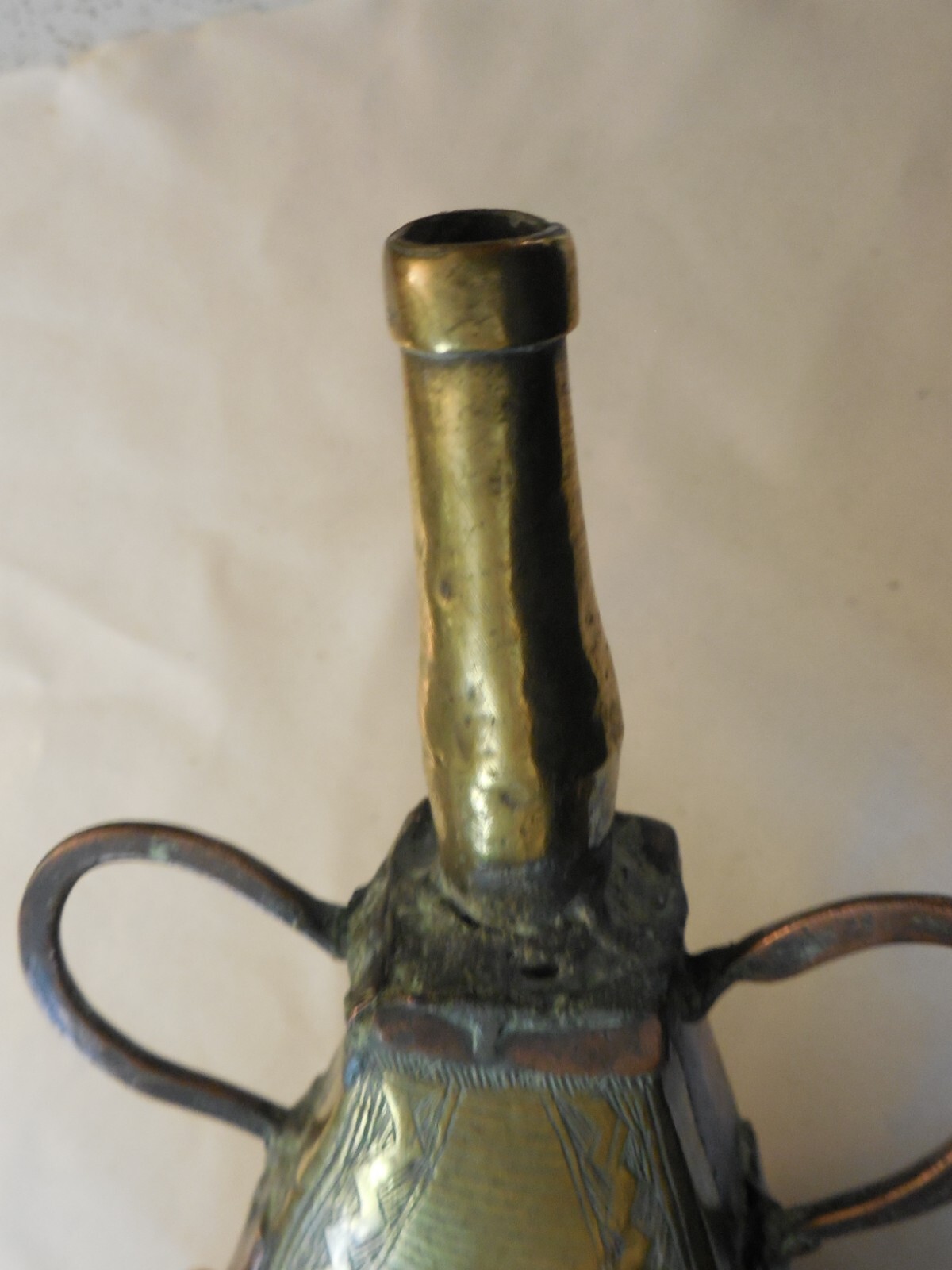 ANTIQUE MOROCCAN BLACK POWDER "POWDER FLASK"
