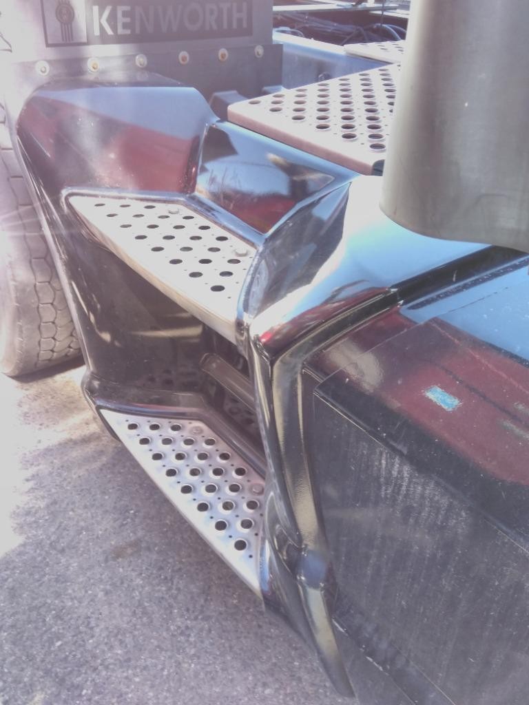 For 2019 KENWORTH T680 SIDE FAIRING Right ,  WA