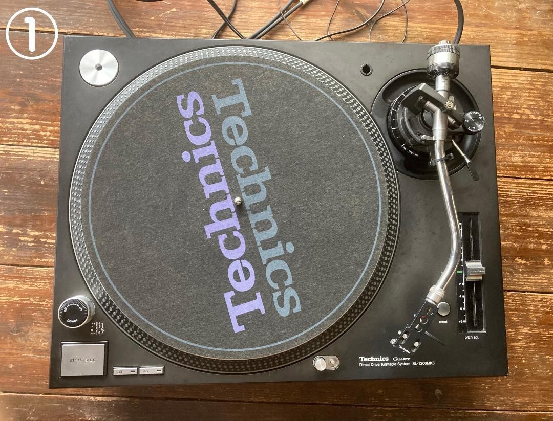 Used Technics SL1200MK5  2 Turntable + SH-EX1200 Silver Dj Direct Player