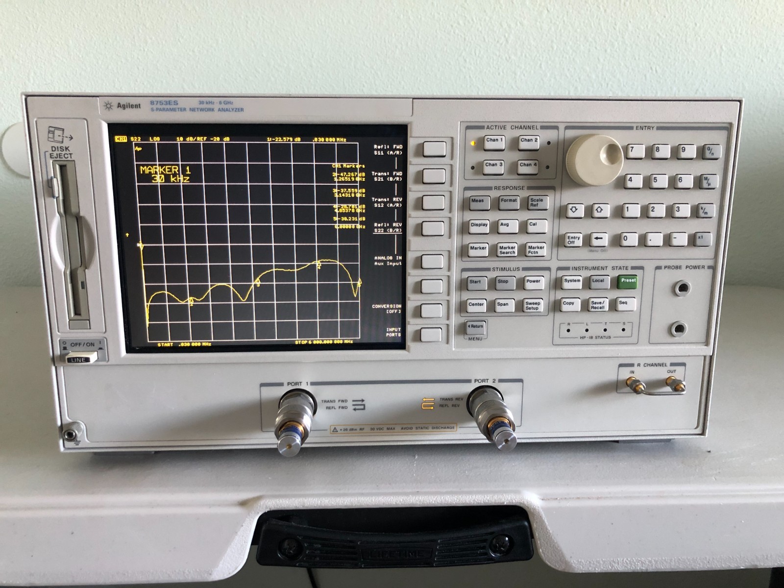 HP/Agilent 8753ES 30kHz-6GHz Network Analyzer S-Parameter Option:006/010