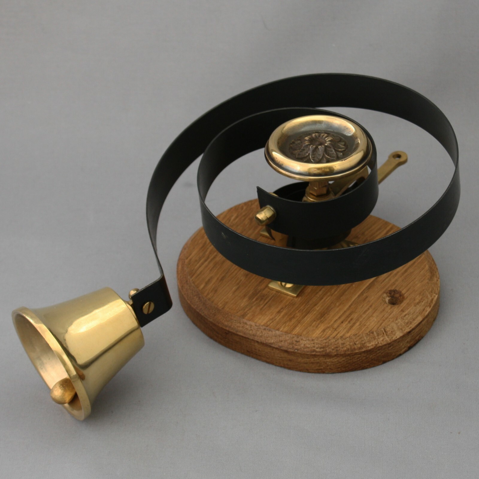 Period Victorian Servants/Front Door Bell