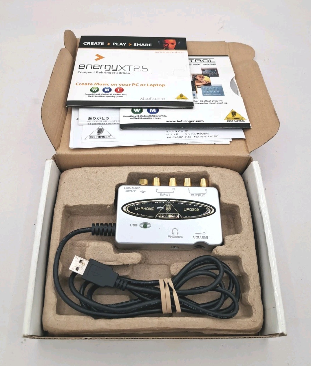 BEHRINGER USB Audio interface U-phono UFO202 Digital output Vinyl Recording