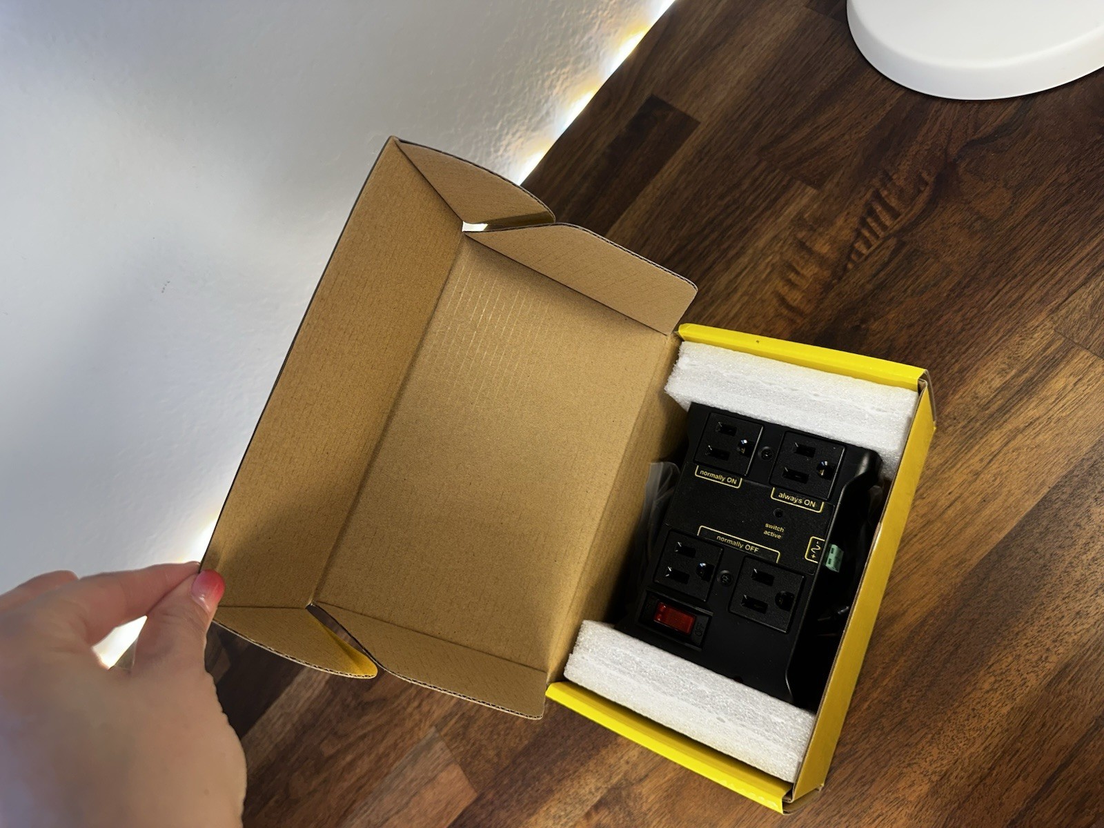 Digital Loggers AC/DC Control Relay