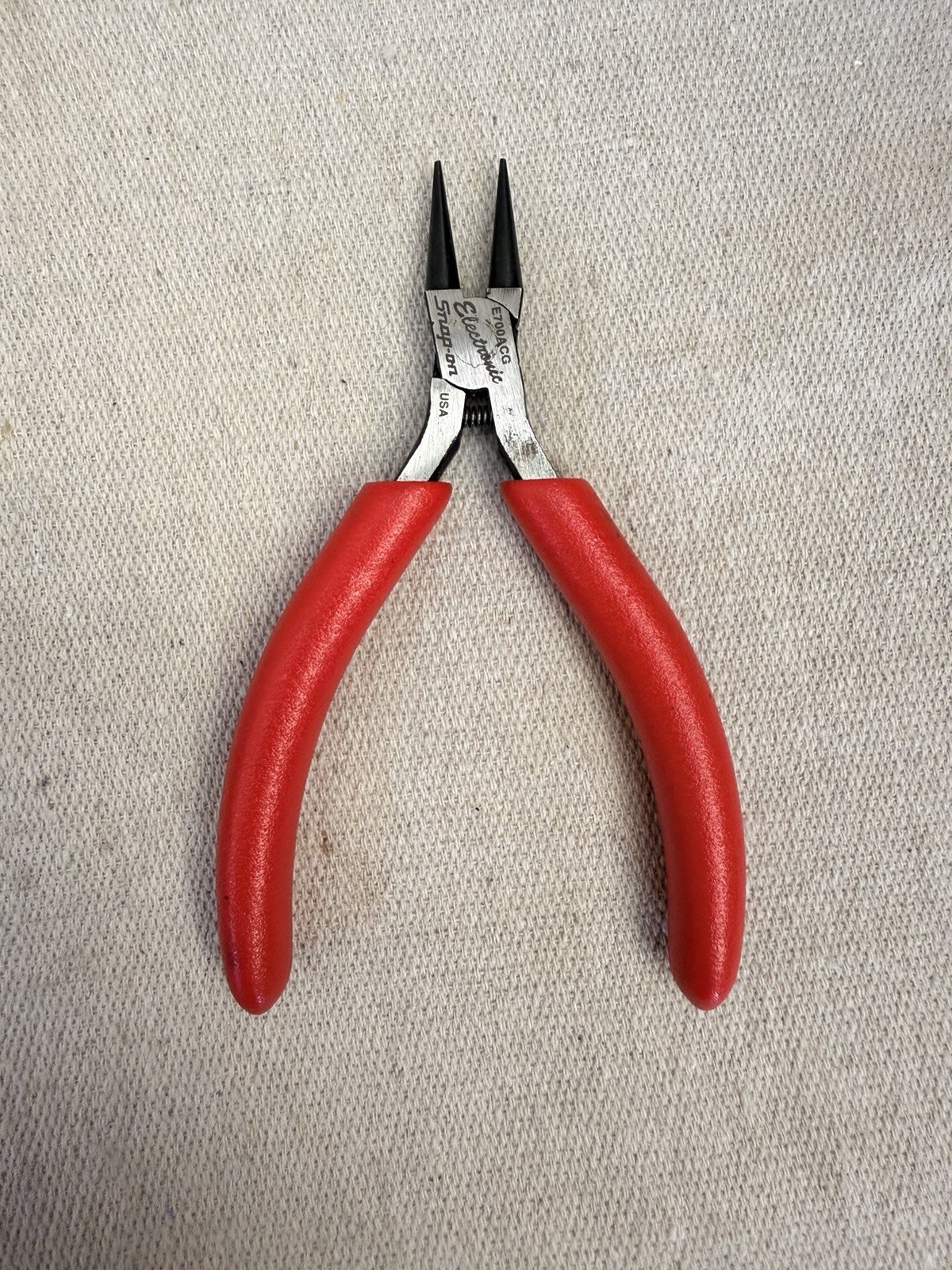 Snap On E700ACG Round Nose Pliers Tip Jaw Electronic Pliers Wire Looper Red USA